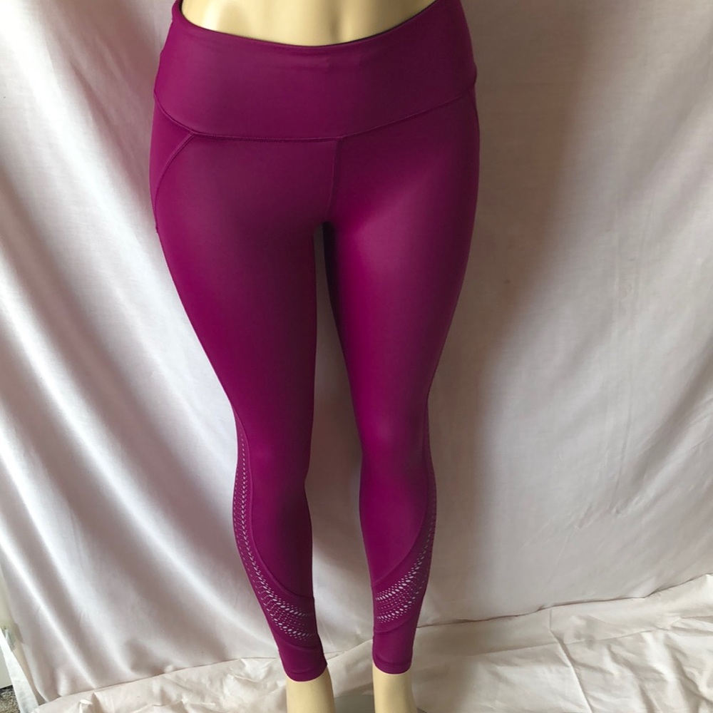 Victoria’s Secret SPORT yoga pants